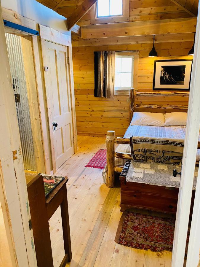 Aubin Sky Lodging At The Yl Ranch Savery Exterior foto